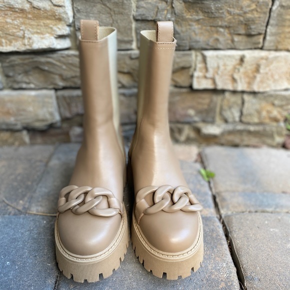 Lestrosa Italian leather short combat bootie beige shoes size 7.5 - Picture 4 of 12